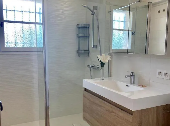 Petit Paradis - Gigaro 빌라 라크루아발메르